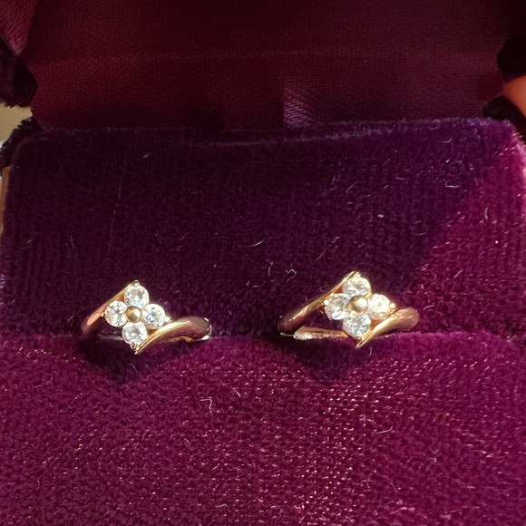 14k earrings - Picture 1 of 10